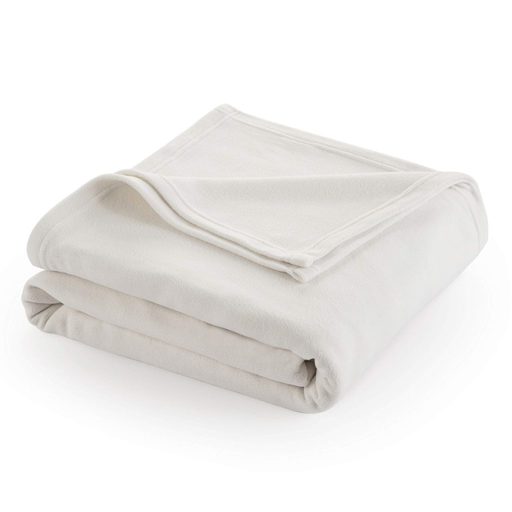 How to Choose the Best Polyester Blanket for Your Home? - 716go2wg4gl