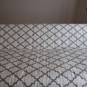 YnM Weighted Blanket look