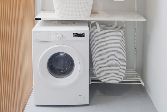 How to Wash A Weighted Blanket? With Washing Guide, Drying, And Caring